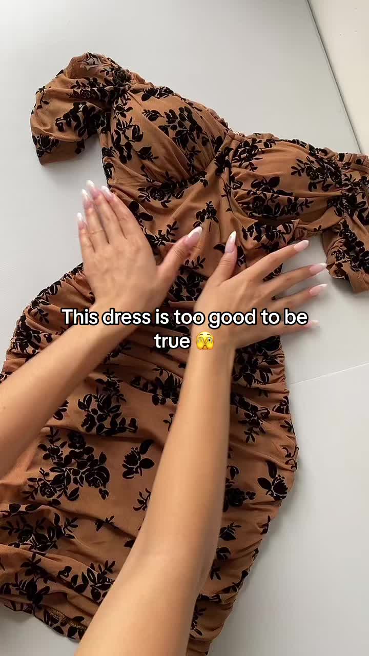 Stand Out Dress #smallbusiness #bustierhaul #smallbiz #promdress … – ryan