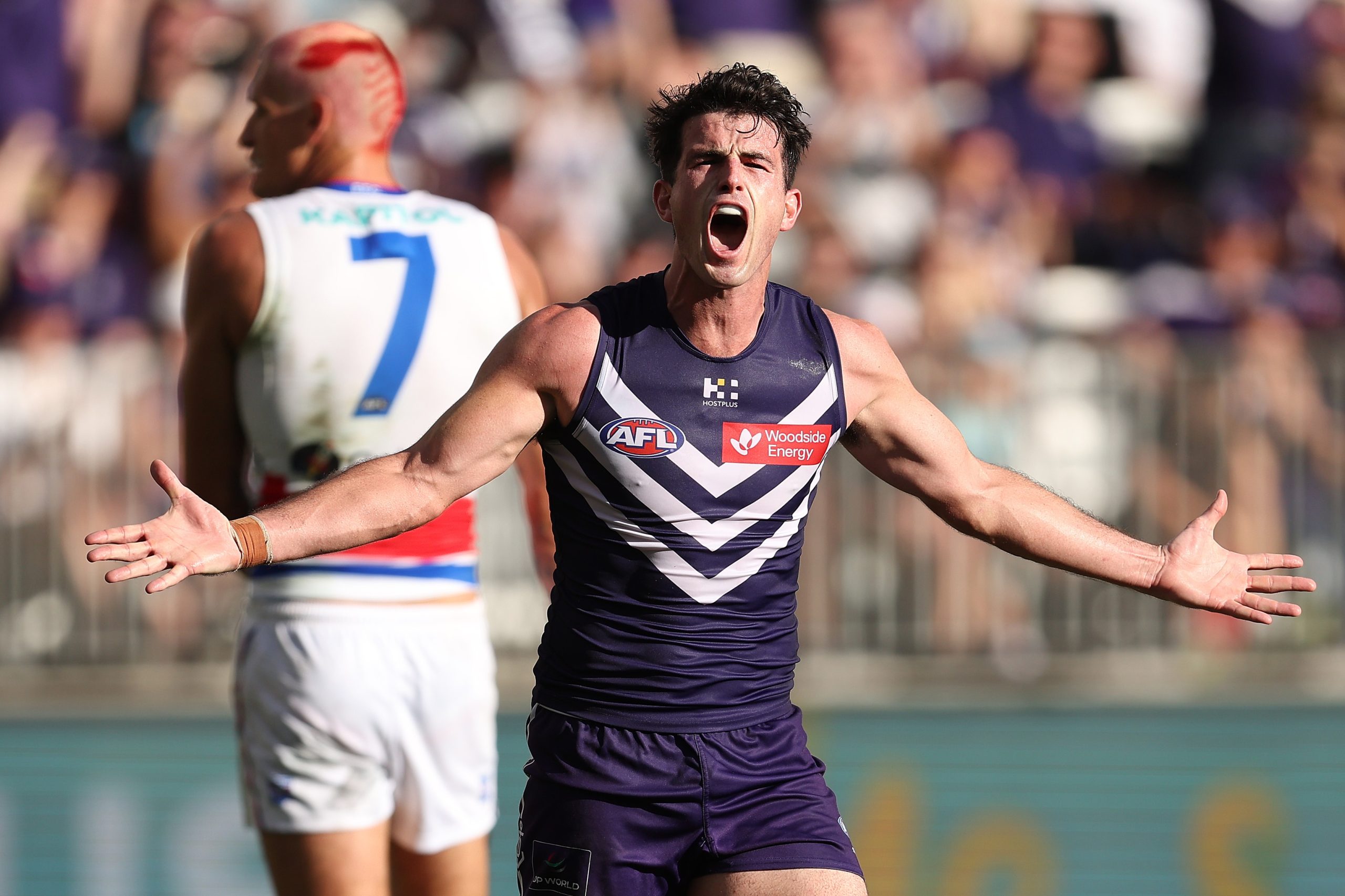 Dockers Survive Plucky Dogs Fightback to Notch Hard-Fought Win – ryan