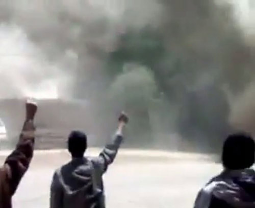تقرير جديد يكشف تلاعب منظمات ومراكز أبحاث بـ”مئات الملايين من الدولارات” لتلميع الحوثيين دولياً