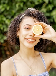 Eat these 10 things daily for glowing skin