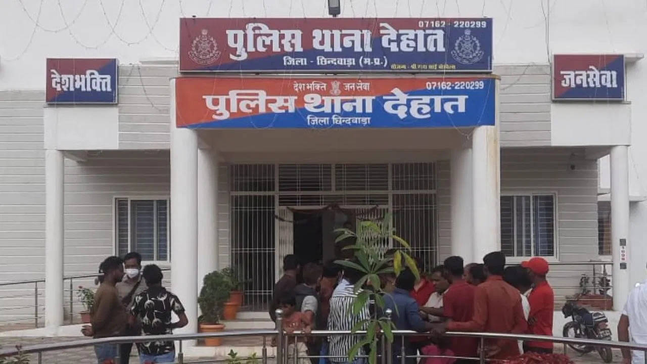 Abbu is not a poor, with me … Innocent the police and grandmother said painfully
