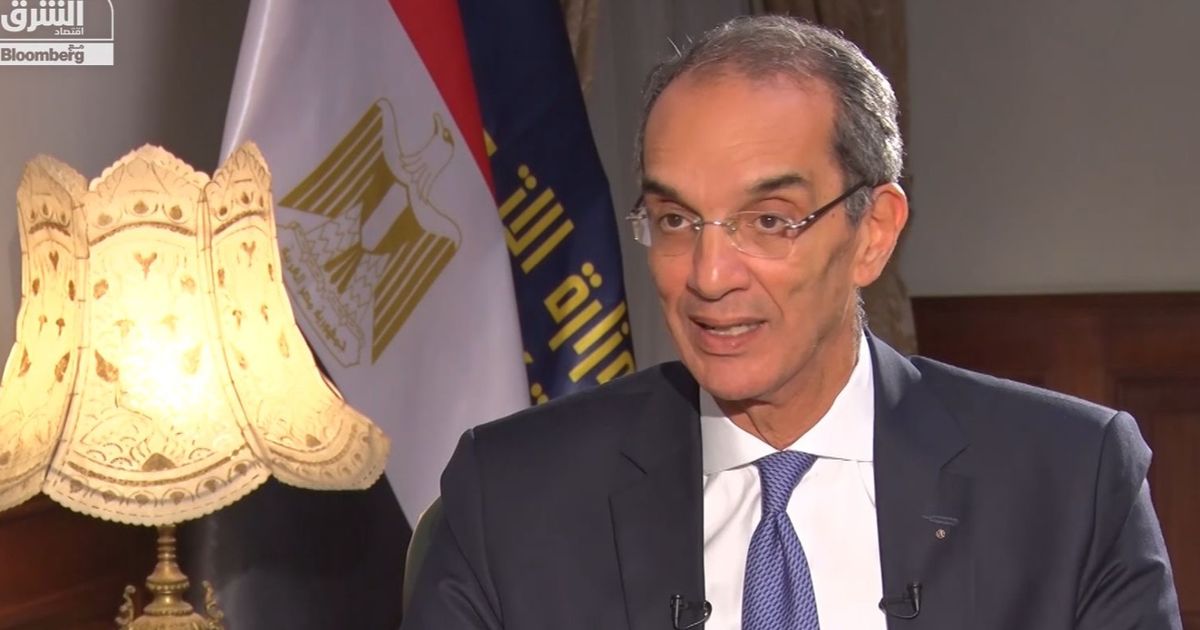 Minister of Communications to Al -Sharq: Advanced discussions with 3 international companies to produce their phones in Egypt