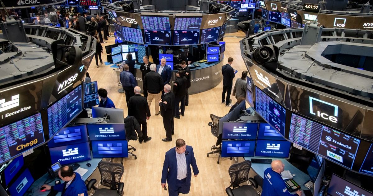 Wall Street is thriving amid anticipation of customspigs
