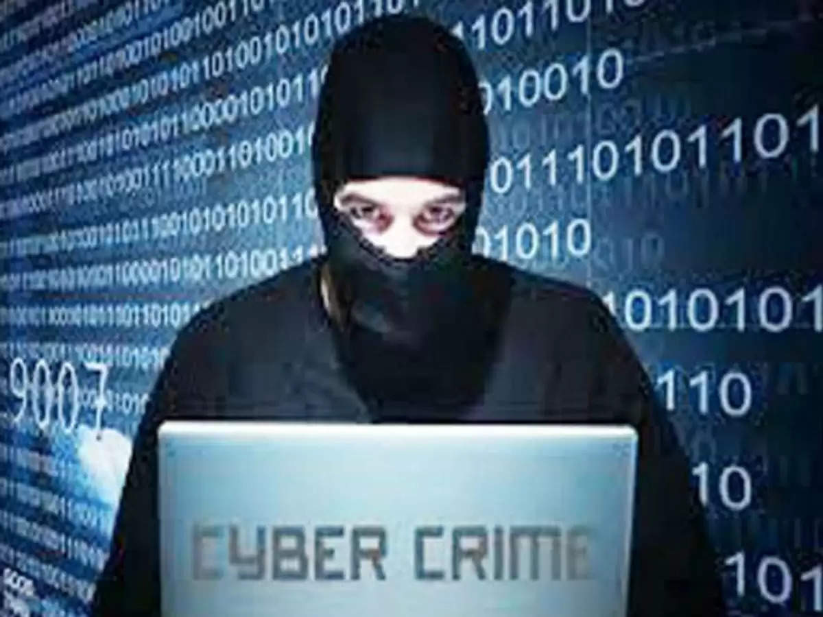 Agra looked the name on illiterate Meo Trouquer earlier, cheated on two imprisonment, sent QR code and cheated on