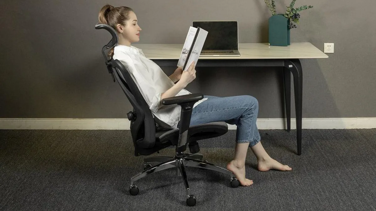 Best office chair with adjustable backrest and lumbar support for long hours