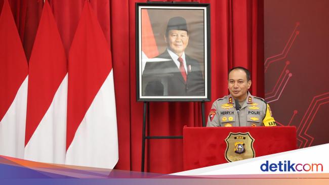 Leads of Karoops-Kapolres Certijab, Police Chief of the Riau: Protect Marwah’s guard