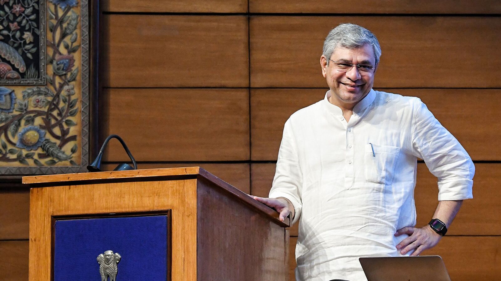 Cheaper devices come? New incentive scheme aims to lower electronic prices | Mint