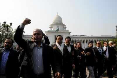 Bangladesh: Awami League attacked Yunus government, unlawfully told the arrest of 80 advocates