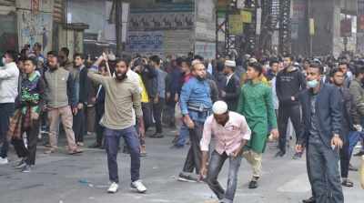 Dhaka: Jamaate attack during march, 10 policemen injured, 11 arrested