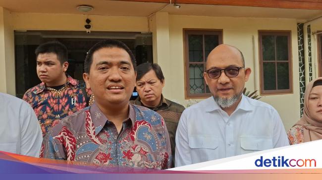 Former KPK investigators accompanied AKBP Rossa to face a lawsuit for ex -In -in -in