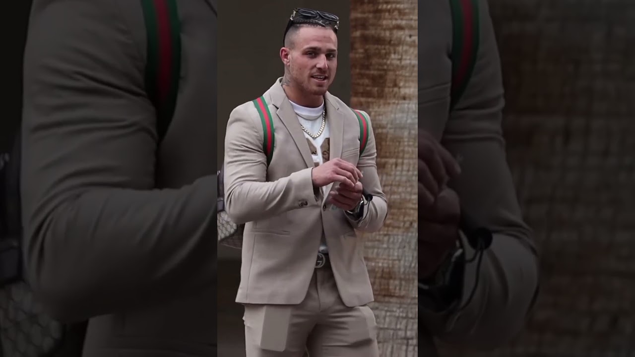 GOLD DIGGER TRIED TO STEAL FROM A BLIND MAN BUT GOT EXPOSED BY THE MAN #golddigger #prank – ryan