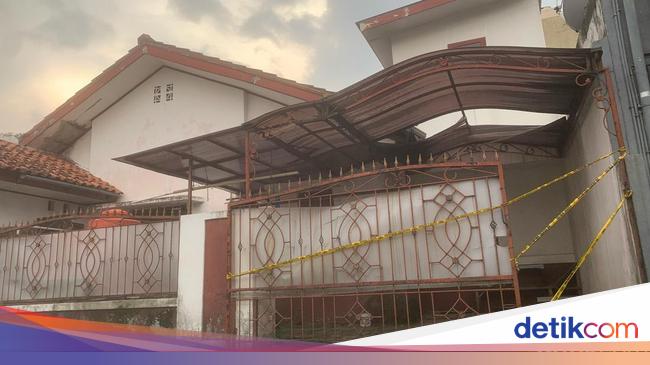 It is equipped with a police line, and it is the appearance of a counterfeit money factory in Bogor