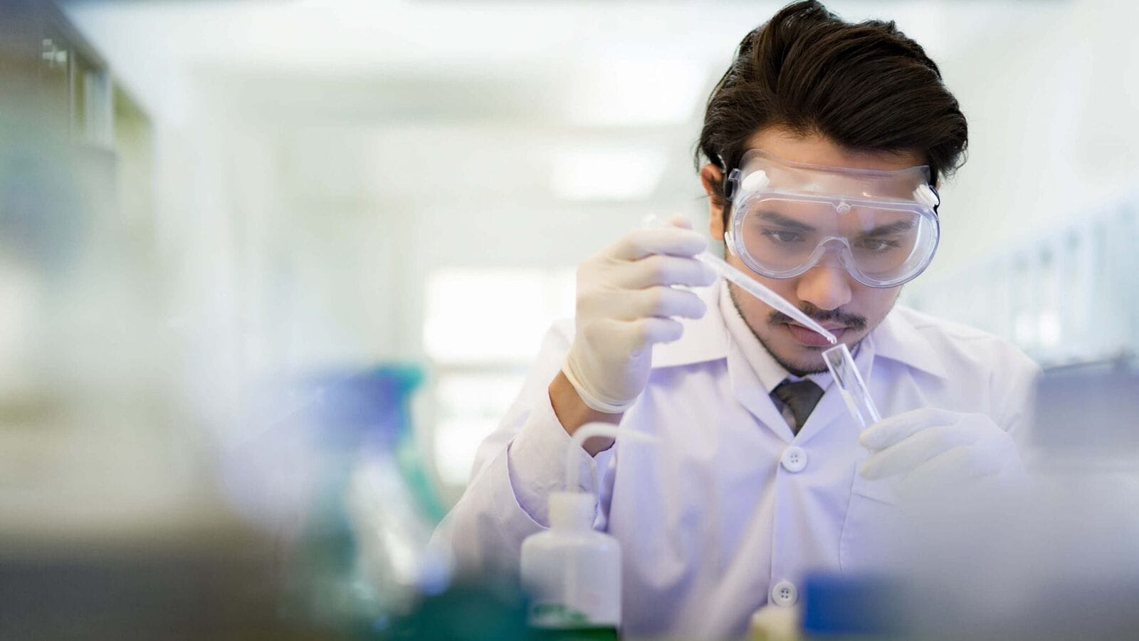 Pfizer, Amgen, Johnson & Johnson, others fall on the US market amid Trump’s US pharmaceutical tariff fear | Einsmark news