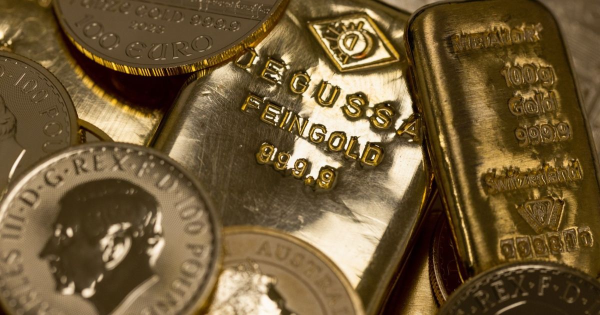 Gold prices have risen close to standard levels with great demand