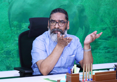 Jharkhand CM instructed to deal with the drinking water crisis and control the fire of forests