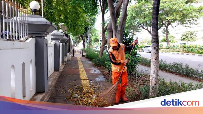 Rano Karno revealed that Jakarta needs 1.652 PPSU officials, the requirements for adequate elementary diploma