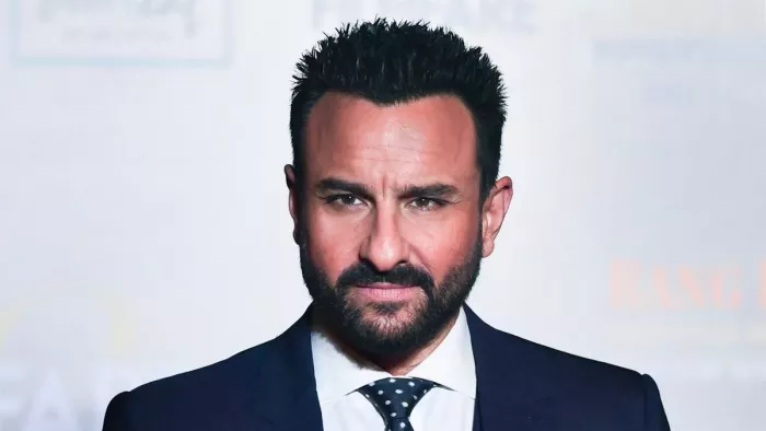 1200 -Page -Complaining File In the attack on Saif Ali Khan, police made this evidence Aadhaar -Mumbai Police Files 1000 Page Chargeteet in Saif Ali Khan Strand Case