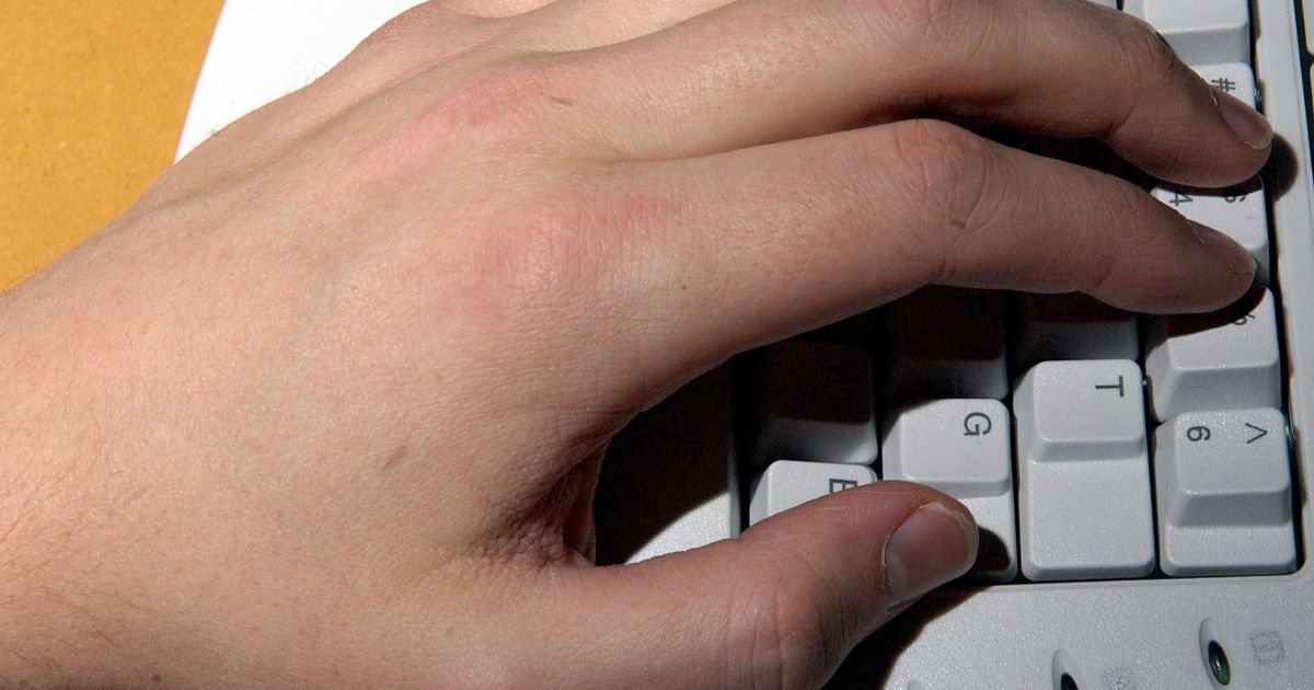 A study that connects rare genetic variables using the left hand