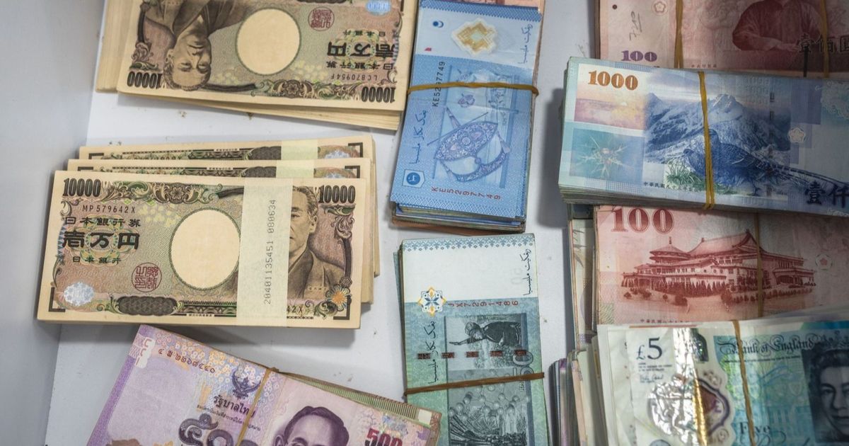 Strong bets on the weakness of Asian currencies … and the yuan is the biggest threat