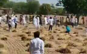 Collision in two groups in Noah to Eid prayers, five injured