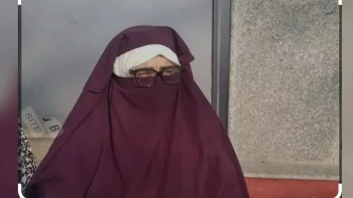 The fort of separatists is cracked! Farida Behenji broke the Hurriyat conference; Are used to provoke girls against the country -Separatists -Party destroys Farida Behanji Bands with the Hurriyat Conference used to encourage girls against country