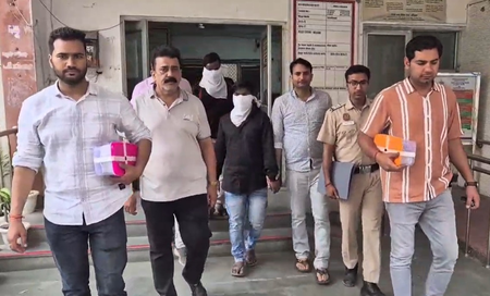 15 Lakh theft unveiled in Shahdara, Delhi, arrested two brothers