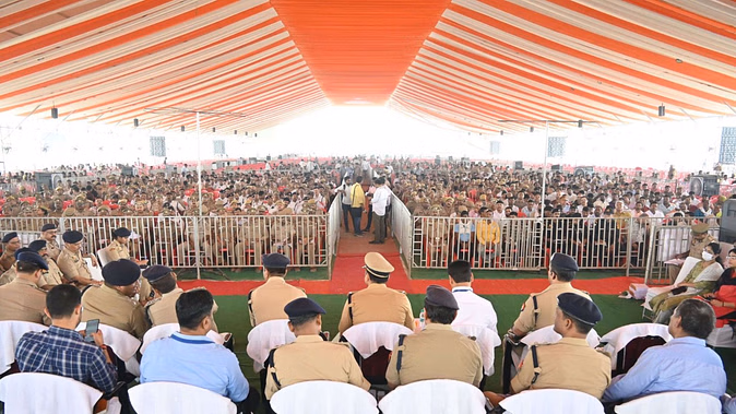 4000 thousand security personnel deployed under the security of the PM Modi monitor of CCTV cameras and drones