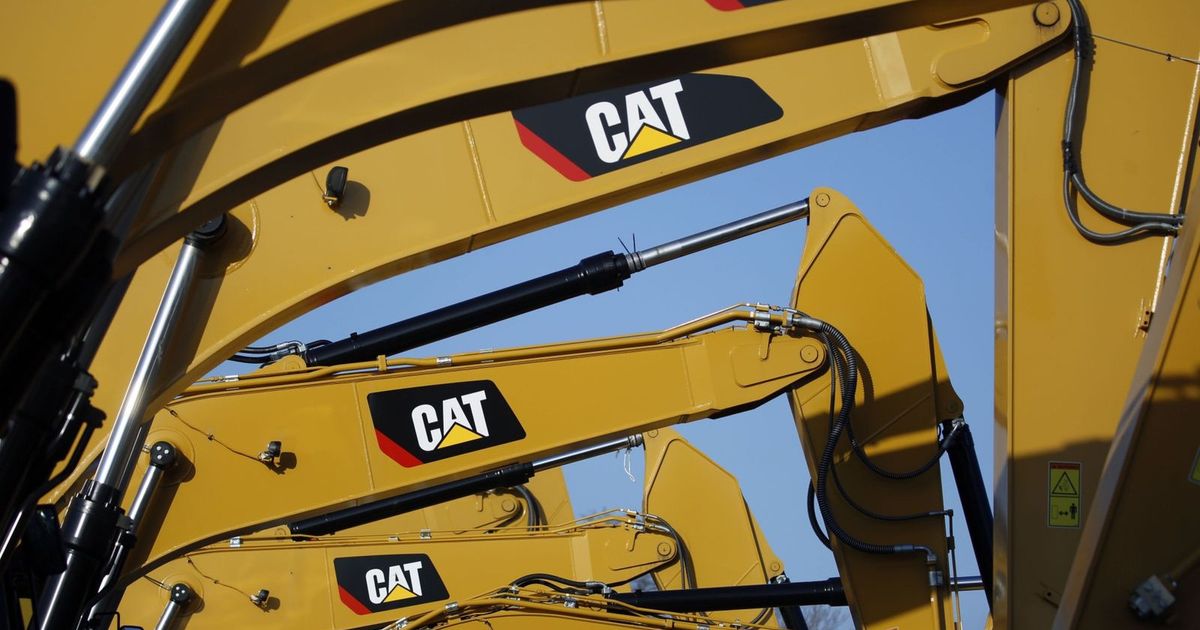 Support an Saudi offer to acquire Catpeberler’s work in Africa