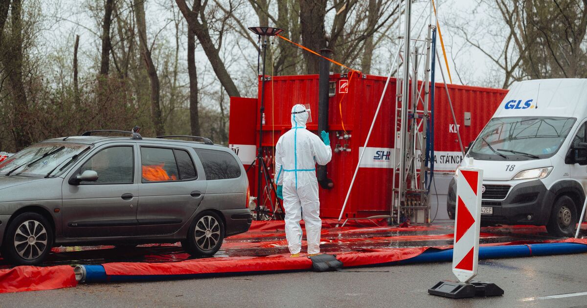 Foot and Mouth Live: Horror Scenes Show Blood Bubbling from Ground After ‘Bio Attack’ | World