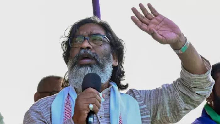 Jharkhand: A big shock to BJP in Jharkhand, thank you strong leader; Hemant Soren’s Hand – Tala Marandi joins the former BJP leader of the JMM Switches Sides