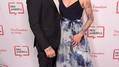 WEEZER ROCKER’S WIFE ‘ABILIVE’ CHILDHOOD REVERSED … After wild shootout with cops – ryan