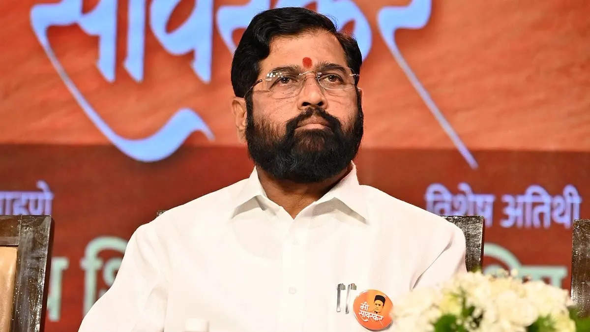 Uddhav Thackeray is ‘Fokat Baburao’ while I’m Maharashtra’s ‘Favorite Brother’
