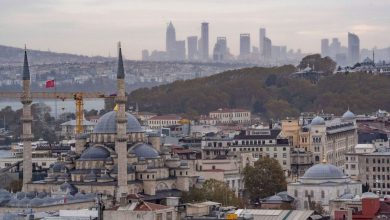 Türkiye offers its first dollar bonds in 2025 amid momentum in emerging markets