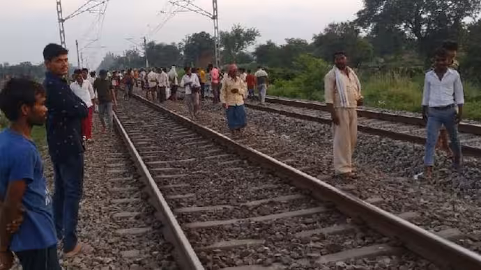 After all, why mother-daughter and son himself chose painful death, the whole family was spread to pieces on the track