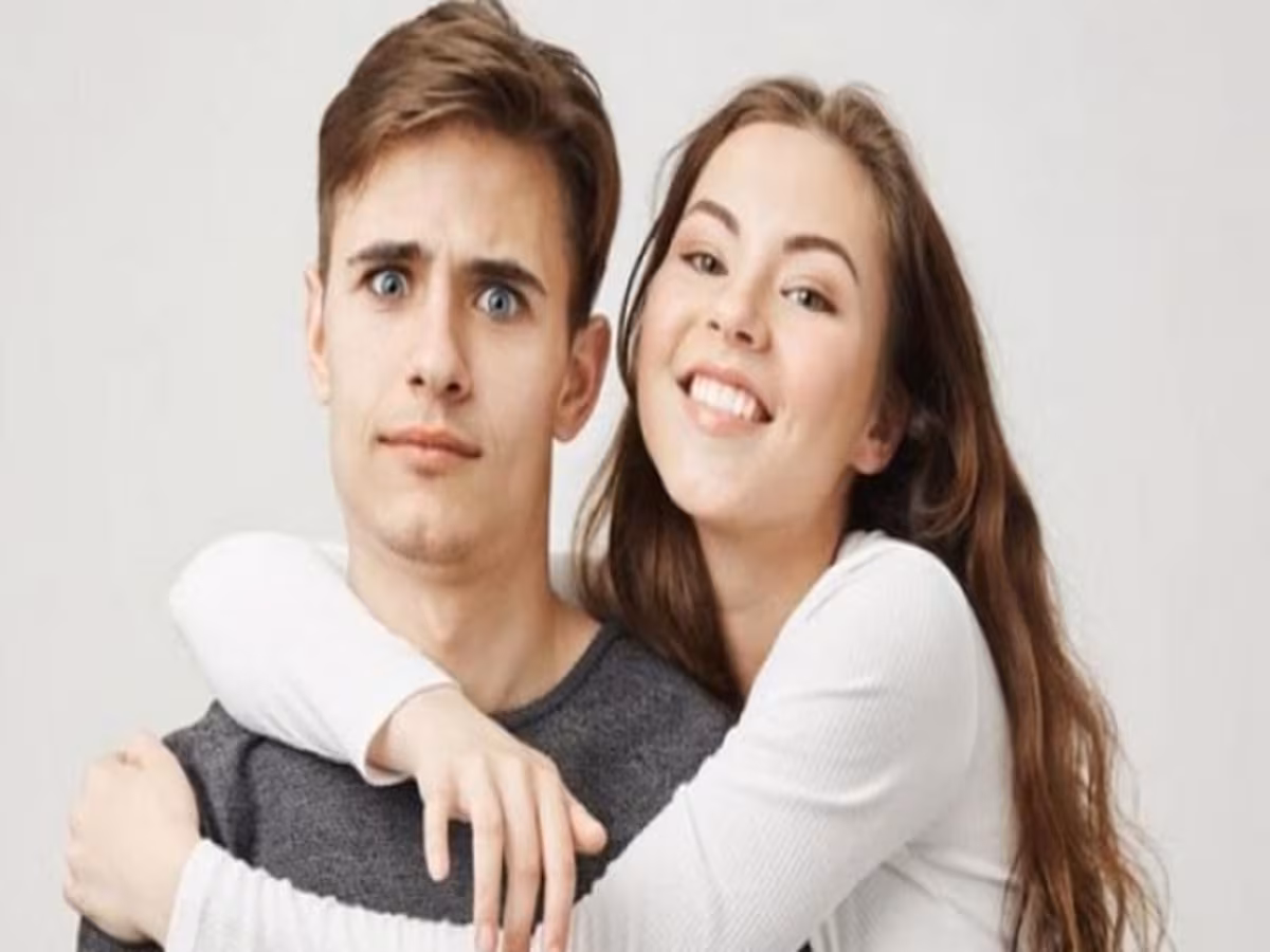 Know 5 tremendous tricks in this 3 -minute video, every girl will straw on you