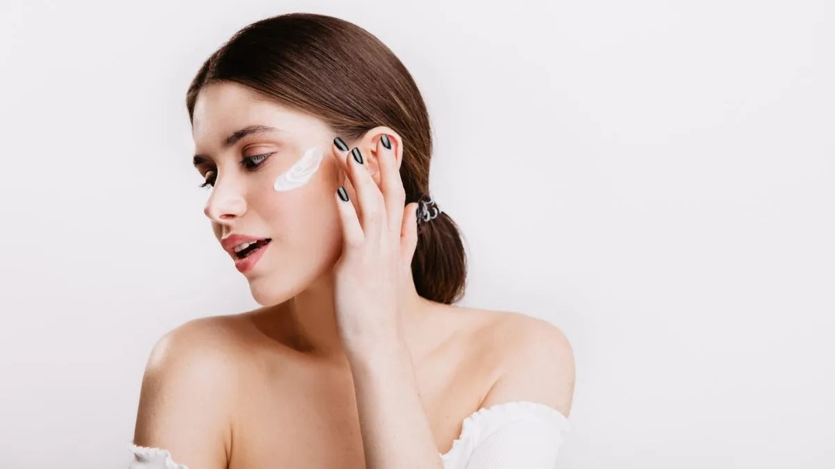 Need skincare products for pre-holi care: Get glowing skin this festive season
