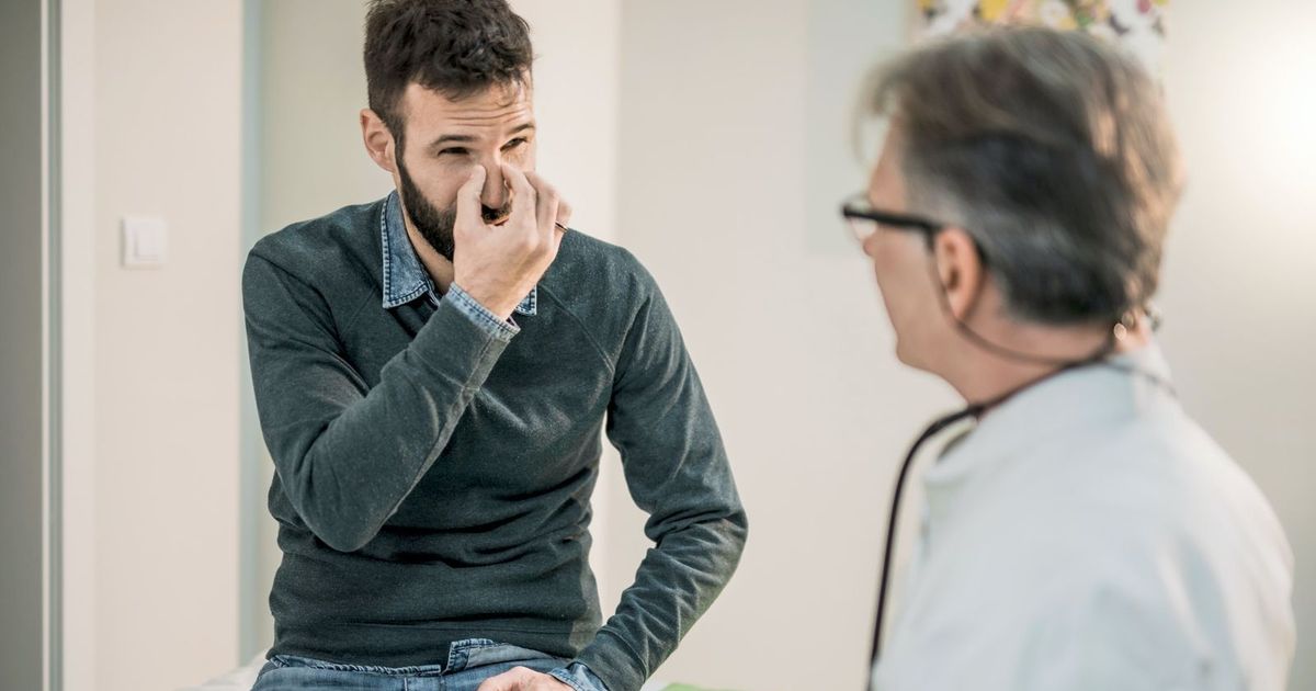 Acute sinusitis .. symptoms, causes and complications