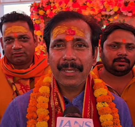 Akhilesh Yadav shoots a gun on the shoulder of Dalit MP: Anil Rajbhar