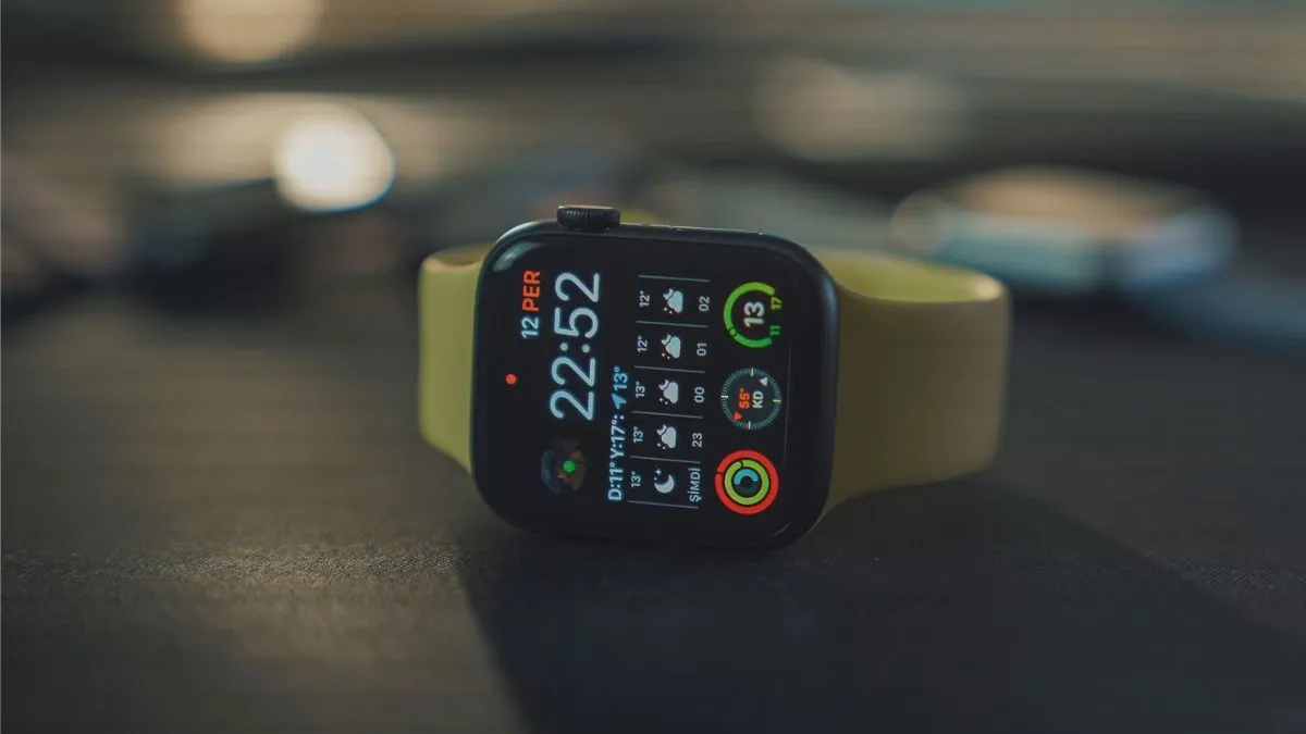 Fossil vs FASTRACK: Top Smartwatch for Women (March 2025)