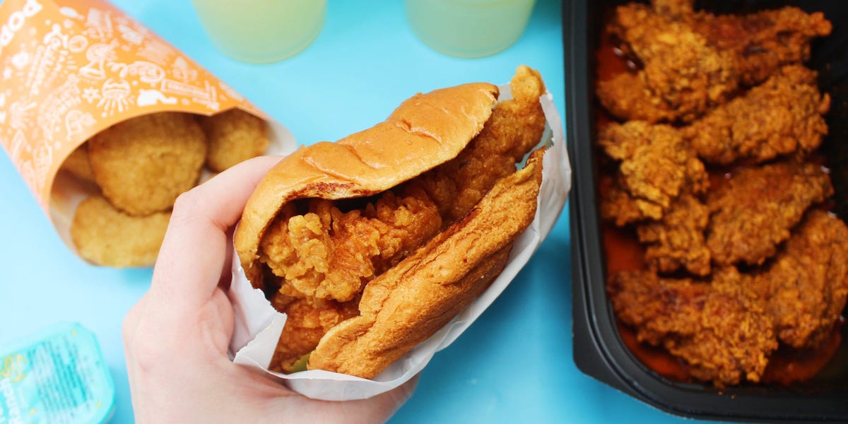 Popeyes New Pickle Menu, Chicken Sandwich, Pickle Glaze Wings – ryan