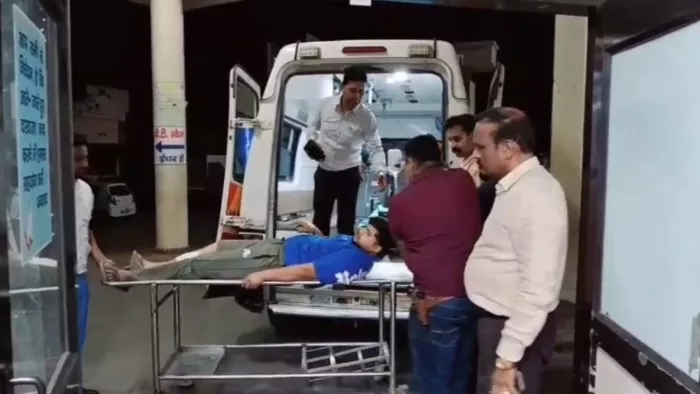 Kurukshetra -Meeting: Arrested after a meeting accused of firing bullets in the Ilets Center, both shot in the leg -Kurukshetra accused of shooting at the Ilelts centers