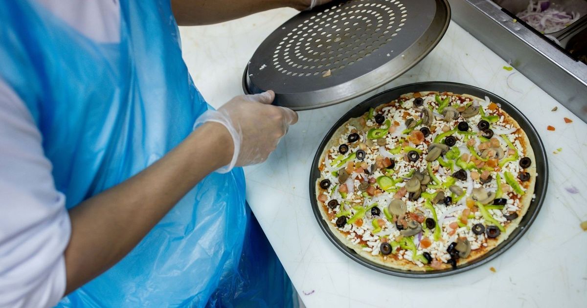 “Americana” catches the pizza hut in the sultanate of Oman