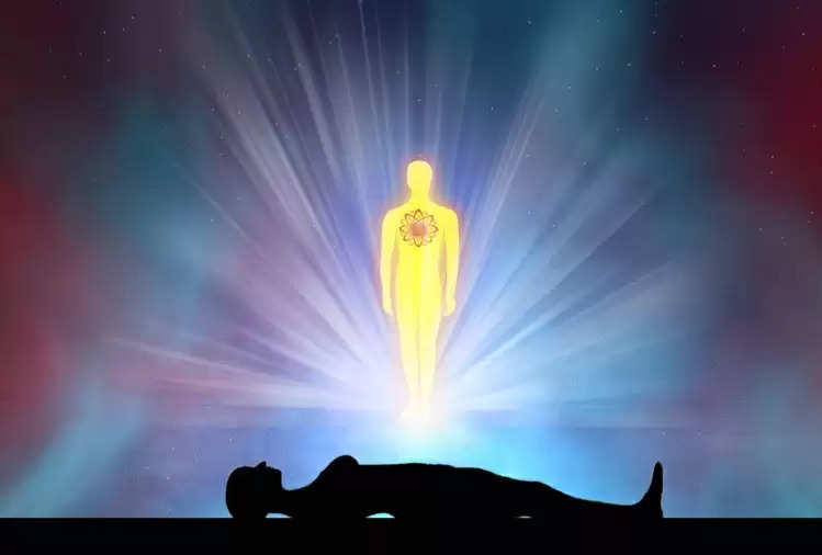 There is mention of Sanjeevani Vidya in Garuda Purana, which can revive the dead person