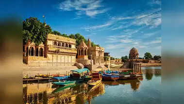 You must also visit the most beautiful places in the country; A unique experience will be available in a low budget
