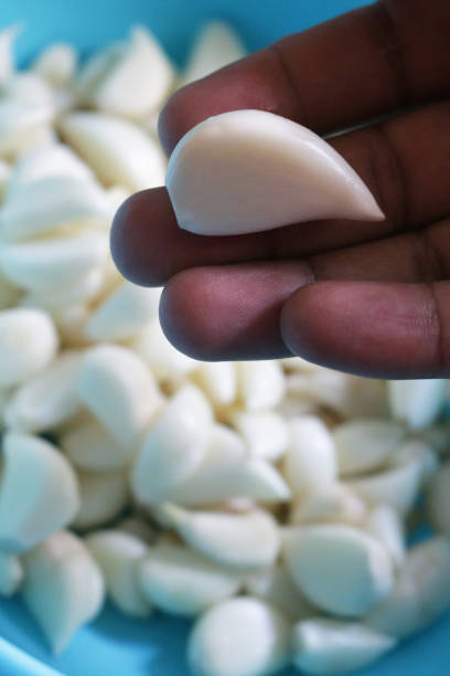 Benefits of eating raw garlic daily
