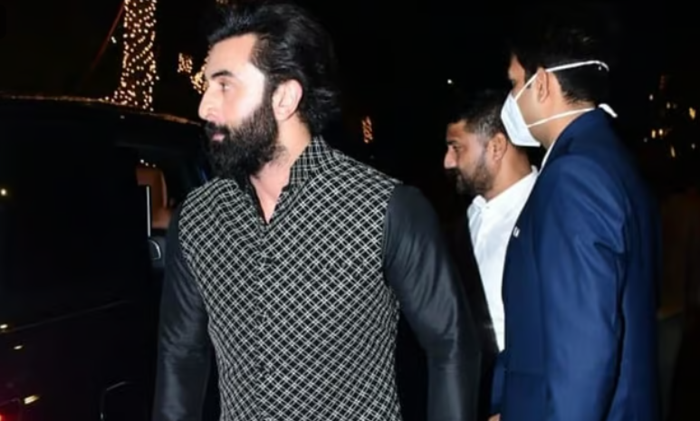 Anant Ambani and Radhika dealer stopped in Nathdwara, Rajasthan, a great party arranged in joy in Antilia