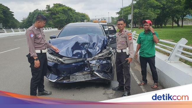 Chronology or Alphard hit electric cars in Soetta, driver allegedly microslaap