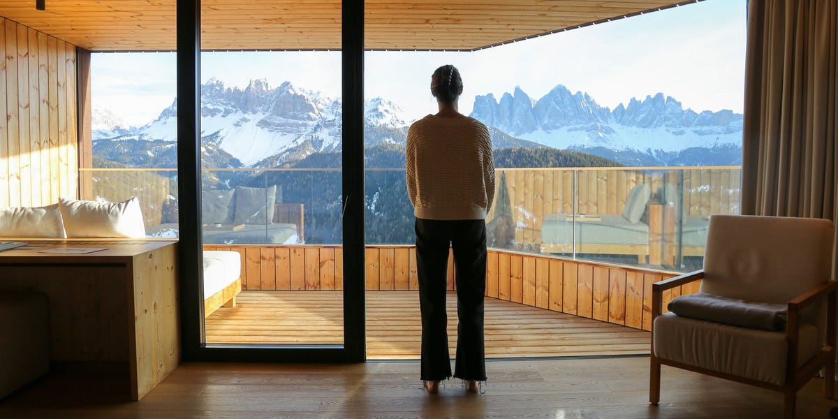 the Italy Hotel Is Worth It for the Views, Spa – ryan