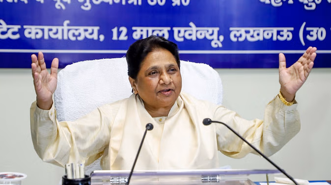 Mayawati is furious when Rahul Gandhi spoke nothing, says: How appropriate the silence of the leader of opposition