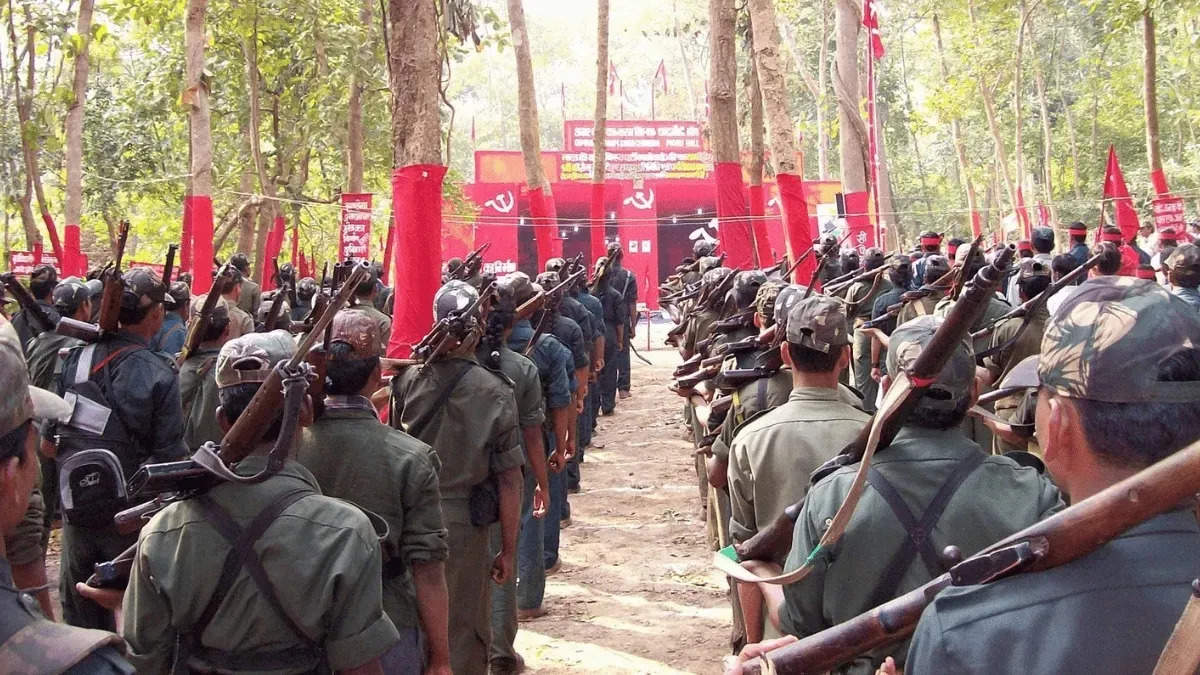 22 Including Four Price Naxalites worth Rs 26 Lakh in Bijapur Surrender